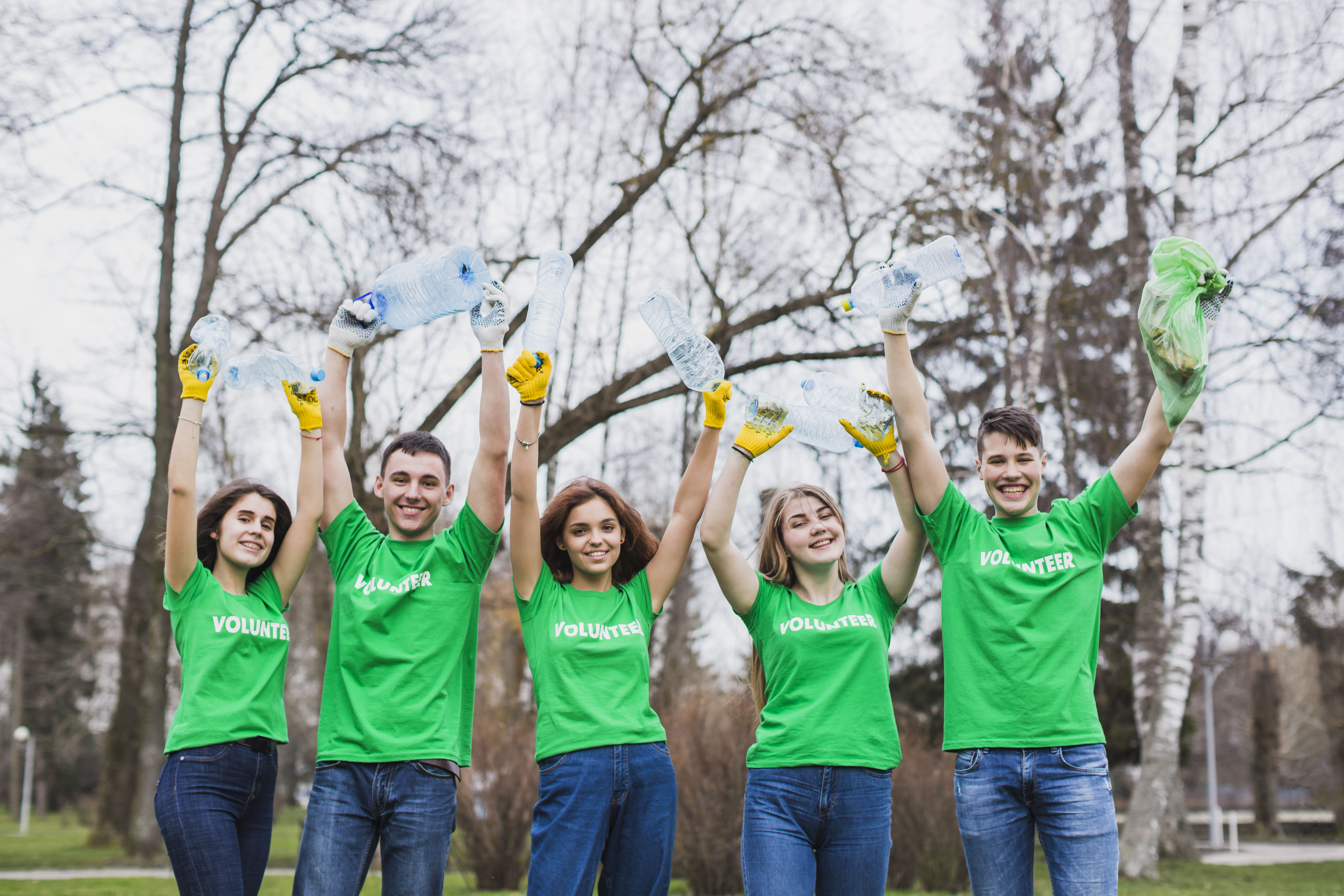 eco-concept-with-group-joyful-volunteers