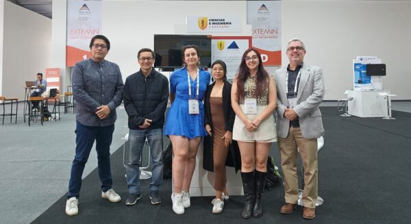 20250926_UPCH_FACI_PERUMIN_foto_grupal_01_h