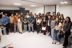 Estudiantes de Ingeniería Biomédica fortalecen su formación práctica con analizadores biomédicos